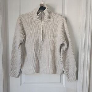 Old Navy Cream Knit 1/4 Zip Sweater Medium